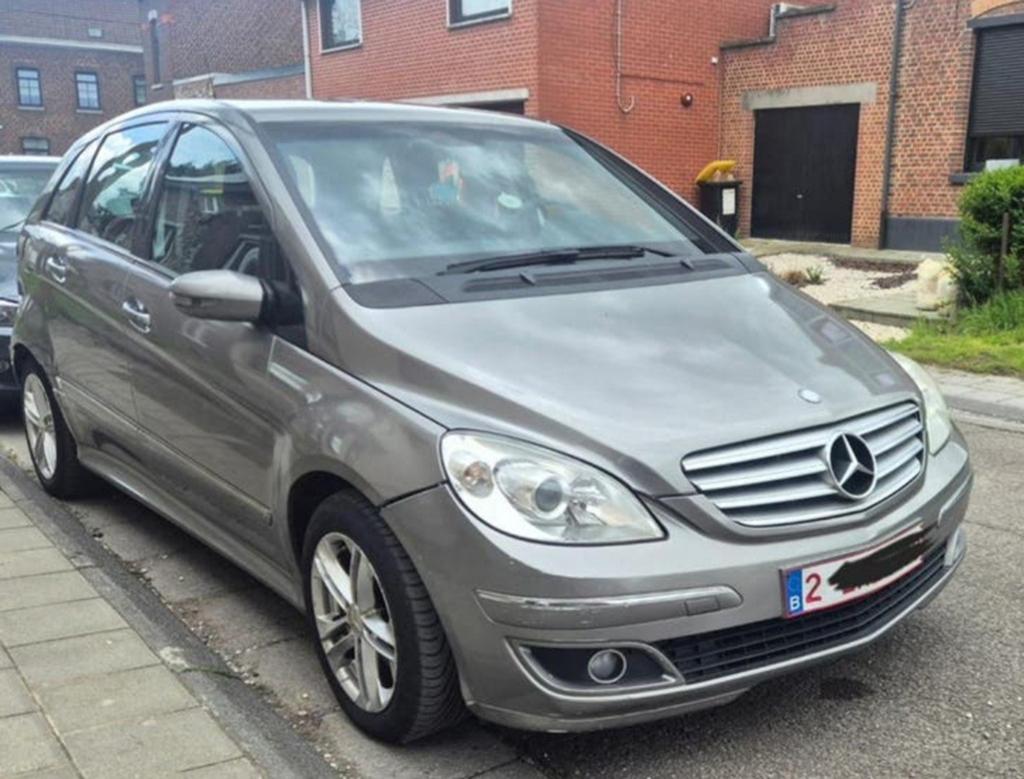 MERCEDES CLASSE B 180 DIESEL, Auto's, Mercedes-Benz, Multifunctioneel stuurwiel, Particulier, Te koop, B-Klasse