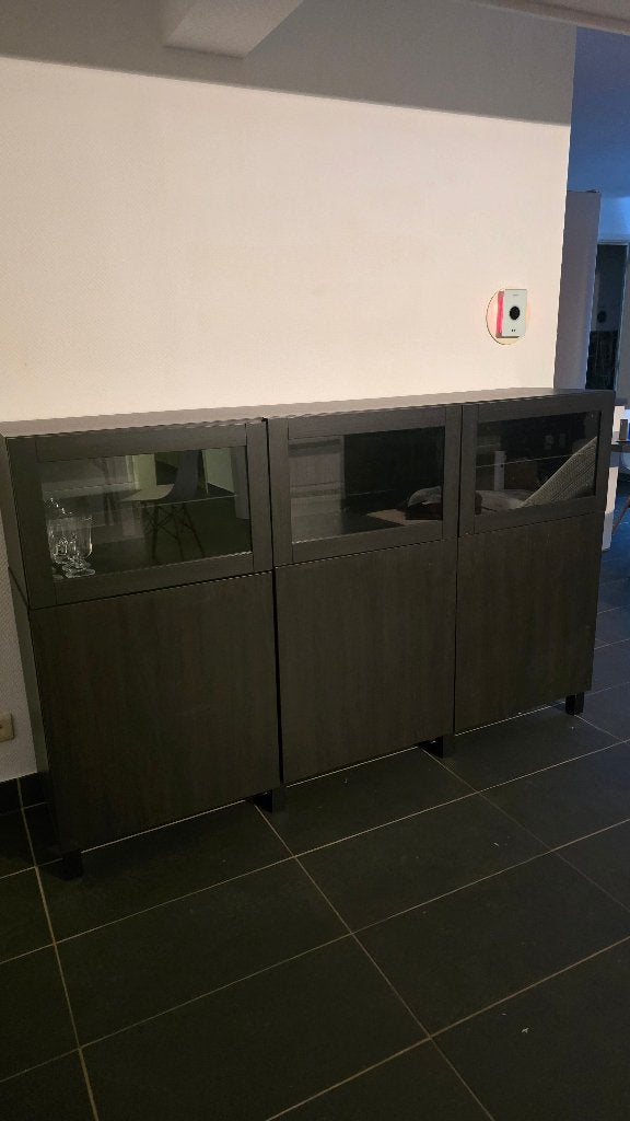 Dressoir kast, Huis en Inrichting, Kasten | Dressoirs, Ophalen, 150 tot 200 cm, Zo goed als nieuw, Met deur(en)