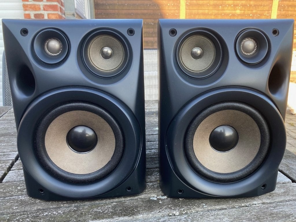 Haut-parleurs JVC SP-D4, Enlèvement ou Envoi, JVC, Bass-reflex, Utilisé