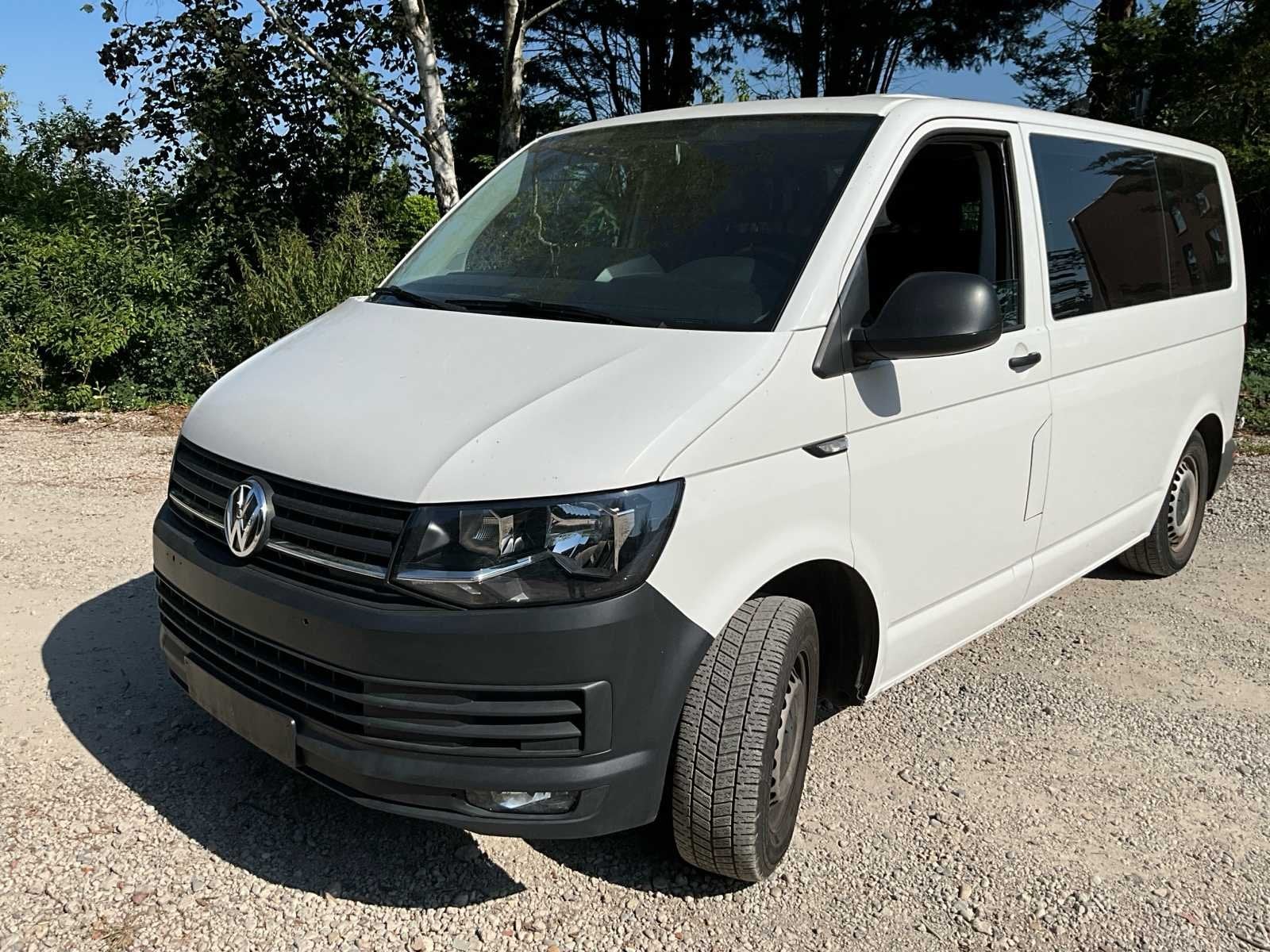 2019 Volkswagen Transporter / Kombi - 9 personen - automaat, Auto's, Bestelwagens en Lichte vracht, Automaat, Gebruikt, Volkswagen