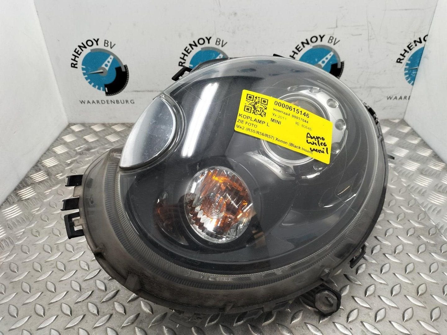 MINI (BMW) MINI R56LCI 1.6 One Red Hot  KOPLAMP L 2011, Enlèvement ou Envoi, Utilisé, Stiba membre