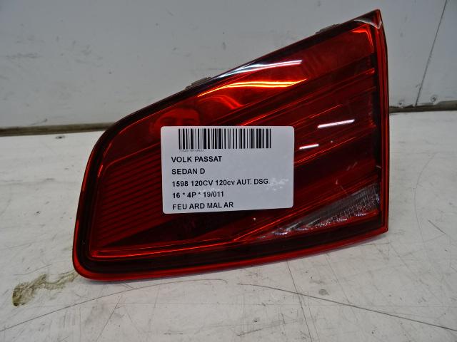 PANNEAU ARRIÈRE DROIT AVEC LAMPE Passat (3G2) (3G5945094C), Utilisé, Volkswagen