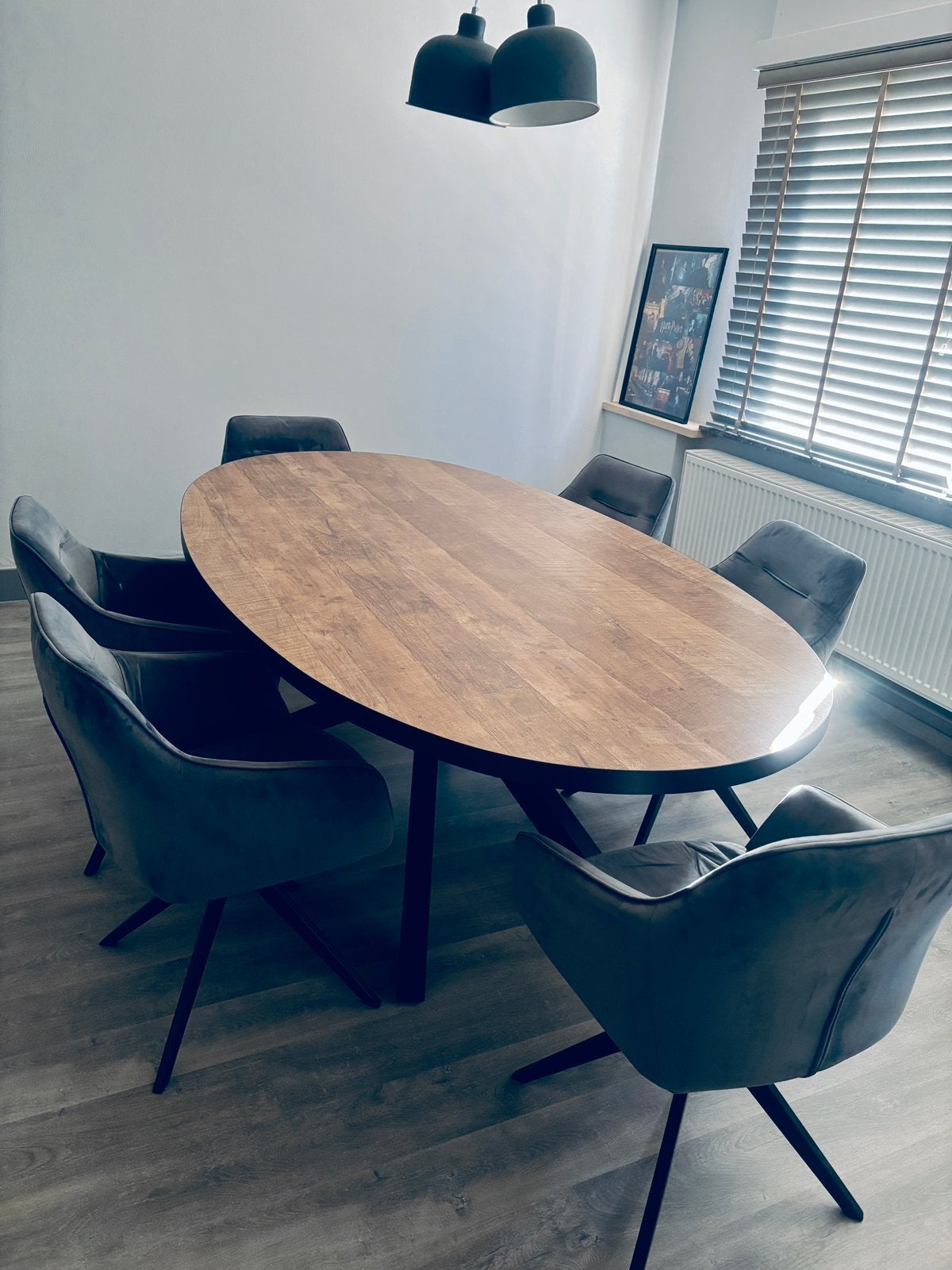 Eettafel Ovaal kras bestendig, Ophalen, 100 tot 150 cm, 200 cm of meer, Ovaal
