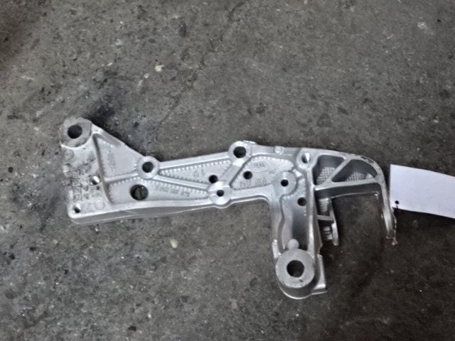 STEUN Volkswagen Golf V (1K1) (02-2001/12-2010) (1K0199296E), Auto-onderdelen, Gebruikt, Volkswagen