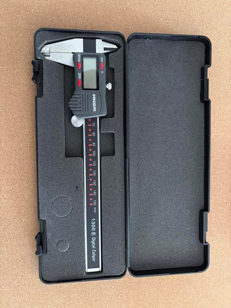 Calibre/pied à coulisse numérique FACOM 1300E, Bricolage & Construction, Outillage | Outillage à main, Neuf, Enlèvement