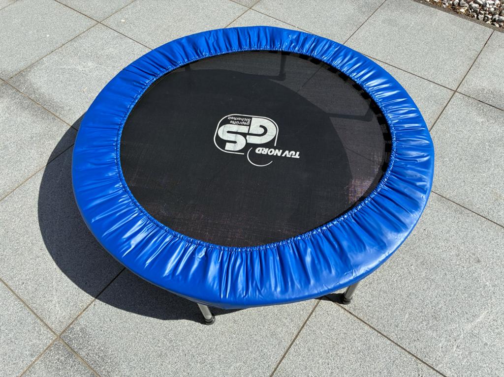 Opvouwbare mini trampoline (fitness trampoline) - 122cm, Ophalen, Zo goed als nieuw