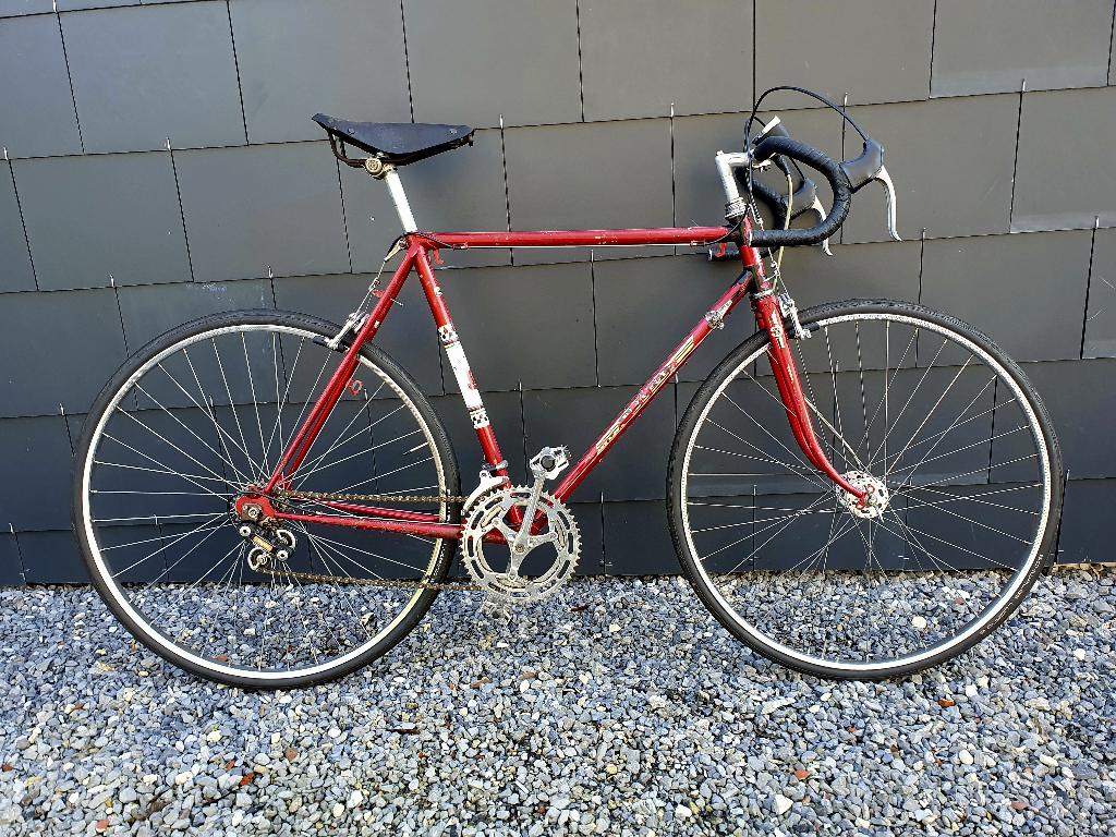 Vélo de route Peugeot entièrement restauré (vintage), Fietsen en Brommers, Fietsen | Racefietsen, Ophalen, Gebruikt, 57 tot 61 cm