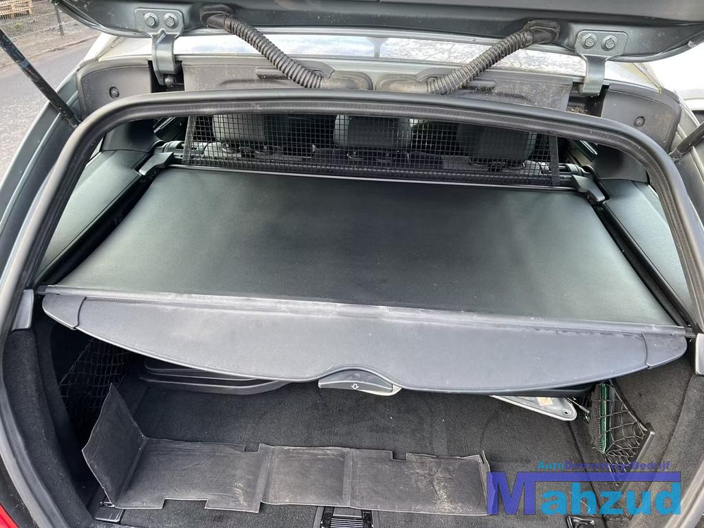 MERCEDES C S204 Hoedenplank rolhoes 2008-2013, Gebruikt, Mercedes-Benz AG, Mercedes-Benz, Mercedesstrasse 120
70372  Stuttgart, DE