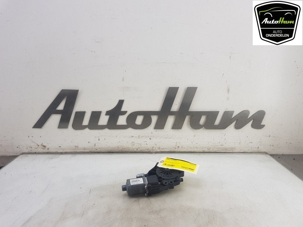 MOTEUR LEVE VITRE ELECTRIQUE i30 (FD) (|824502R000|), Utilisé, Hyundai