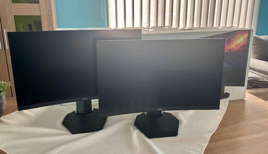 2x Dell S2422HG 24” Curved Gaming Monitor, Informatique & Logiciels, Moniteurs, Gaming, HD, 1 à 2 ms, Comme neuf