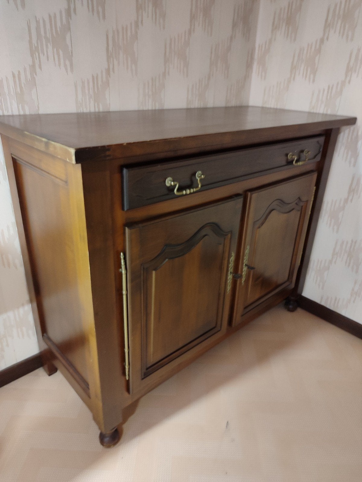Dressoir massief hout kast klassiek rustiek, Ophalen