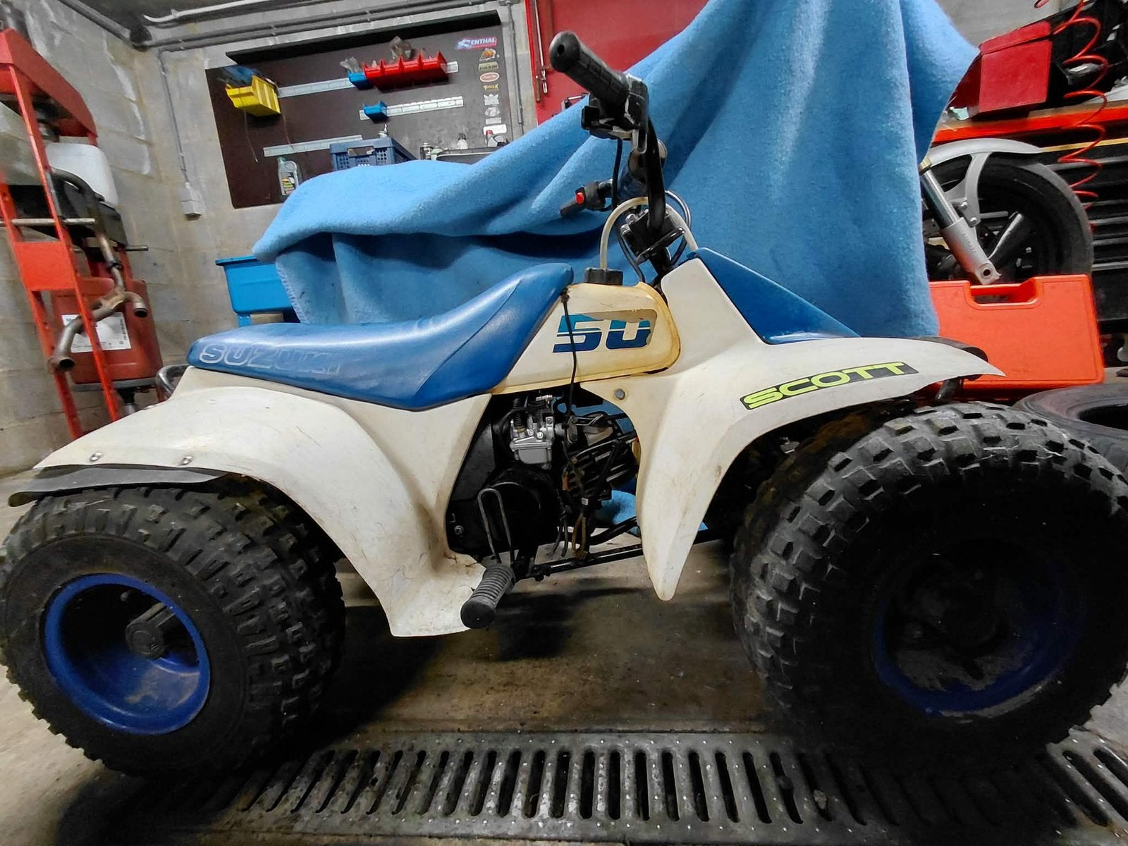 €650, Motoren, Particulier, Nieuw