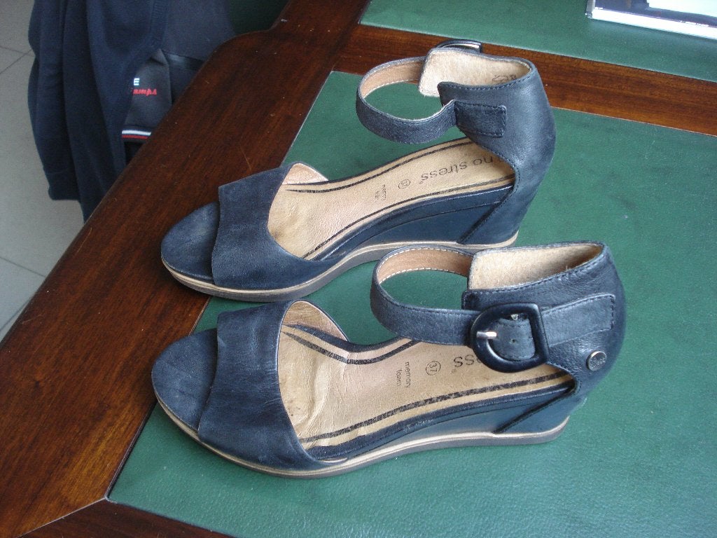Pakket 12 paar schoenen, dames. mt 37, Enlèvement ou Envoi, Porté, Chaussures à haut talons