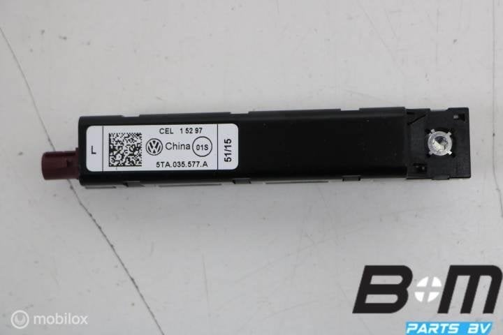 Antenneversterker VW Touran 5T 5TA035577A, Utilisé