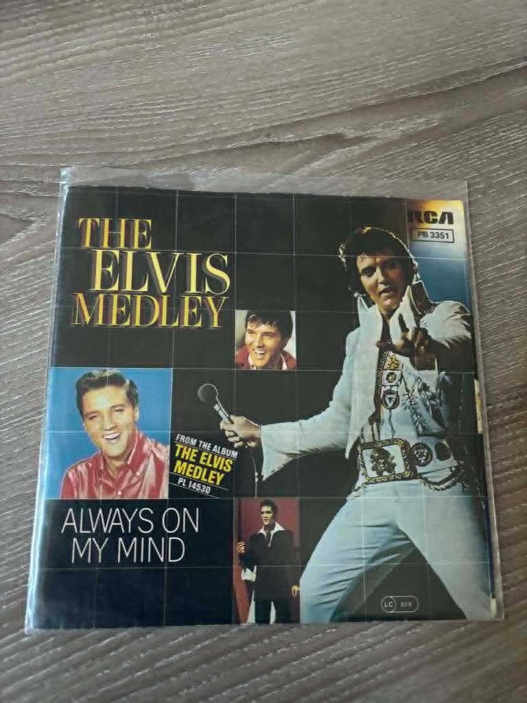 Elvis single, The Elvis medley/always on my mind, 5 euro, Cd's en Dvd's, Vinyl Singles, Gebruikt, 7 inch, Ophalen of Verzenden