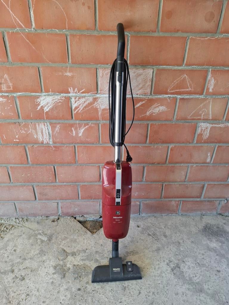 Miele stofzuiger, Ophalen, Stofzuiger