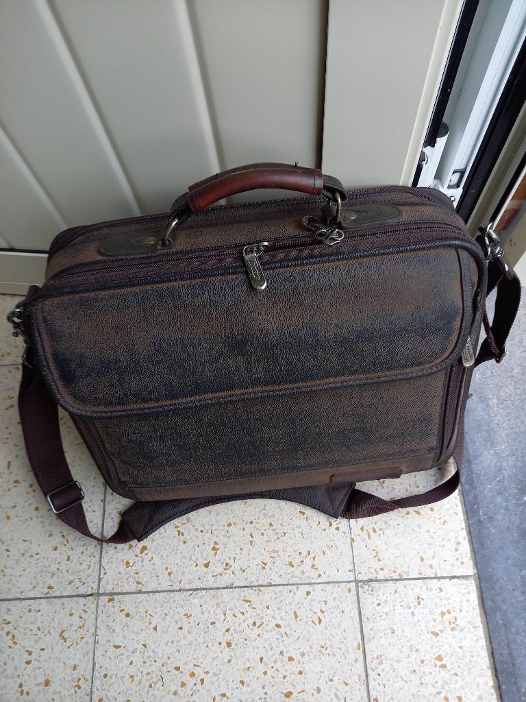 vintage lederen laptoptas, Computers en Software, Laptoptassen, Ophalen, Gebruikt, Schoudertas