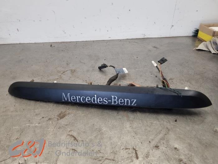 Eclairage immatriculation d'un Mercedes Vito, 3 mois de garantie, Utilisé, -, -