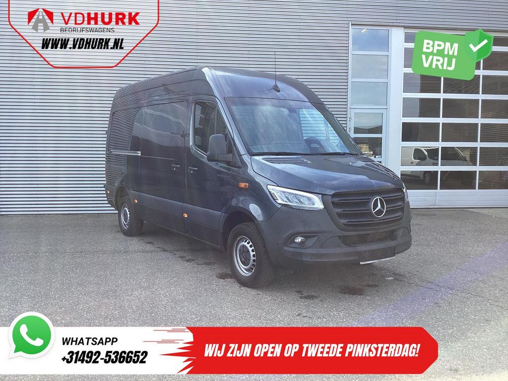 Mercedes-Benz Sprinter 317 CDI Aut. L2H2 LED/ Stoelverw./ Ge, Auto's, Automaat, Mercedes-Benz, Bedrijf, Diesel