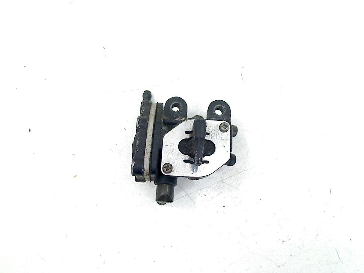 ROBINET DE CARBURANT Kawasaki ER-5 2001-2005 (ER5 ER500C-D), Motos, Pièces | Kawasaki, Utilisé