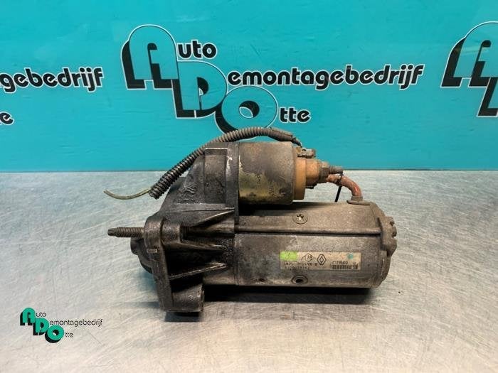 Startmotor van een Opel Vivaro (Vivaro 01-), Gebruikt, -, -, Opel