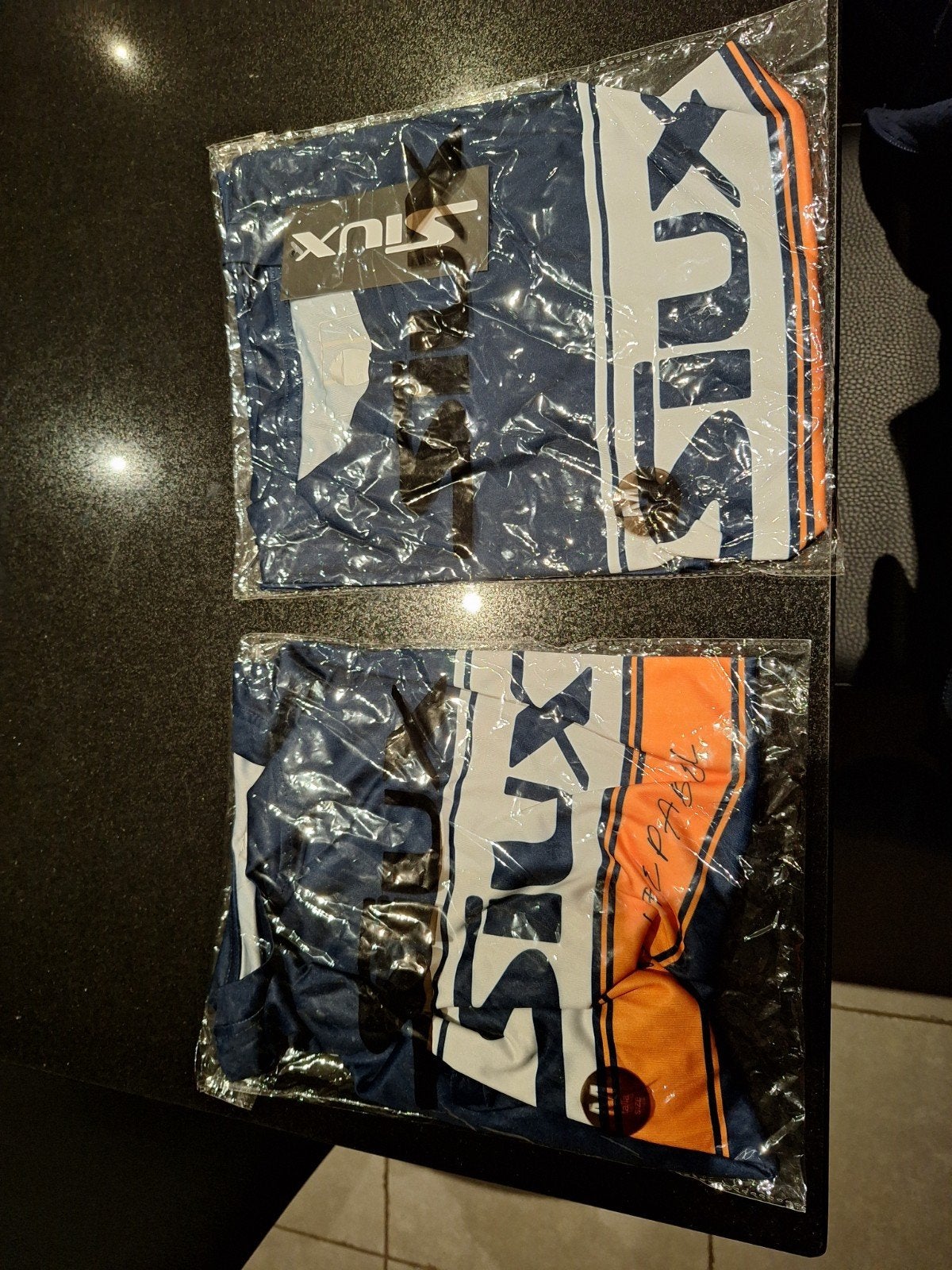 ensemble de 2 Tee-shirt de la marque siux.