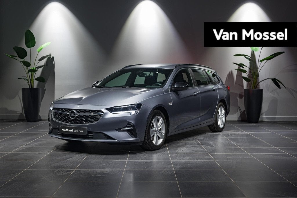 Opel Insignia Sports Tourer 1.5 Turbo D S/S 90kW Edition NAV, Auto's, Gebruikt, Bedrijf, 3 cilinders, Zilver of Grijs