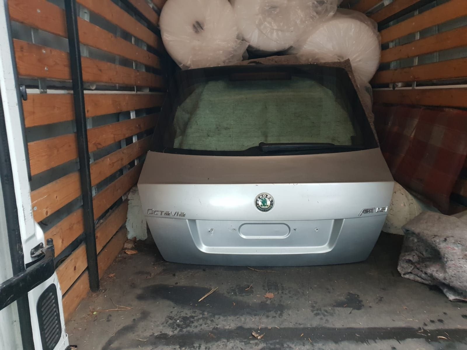 SKODA OKTAVIA HB ACHTERKLEP BJ 2010, Gebruikt, -, Ophalen of Verzenden, Achter