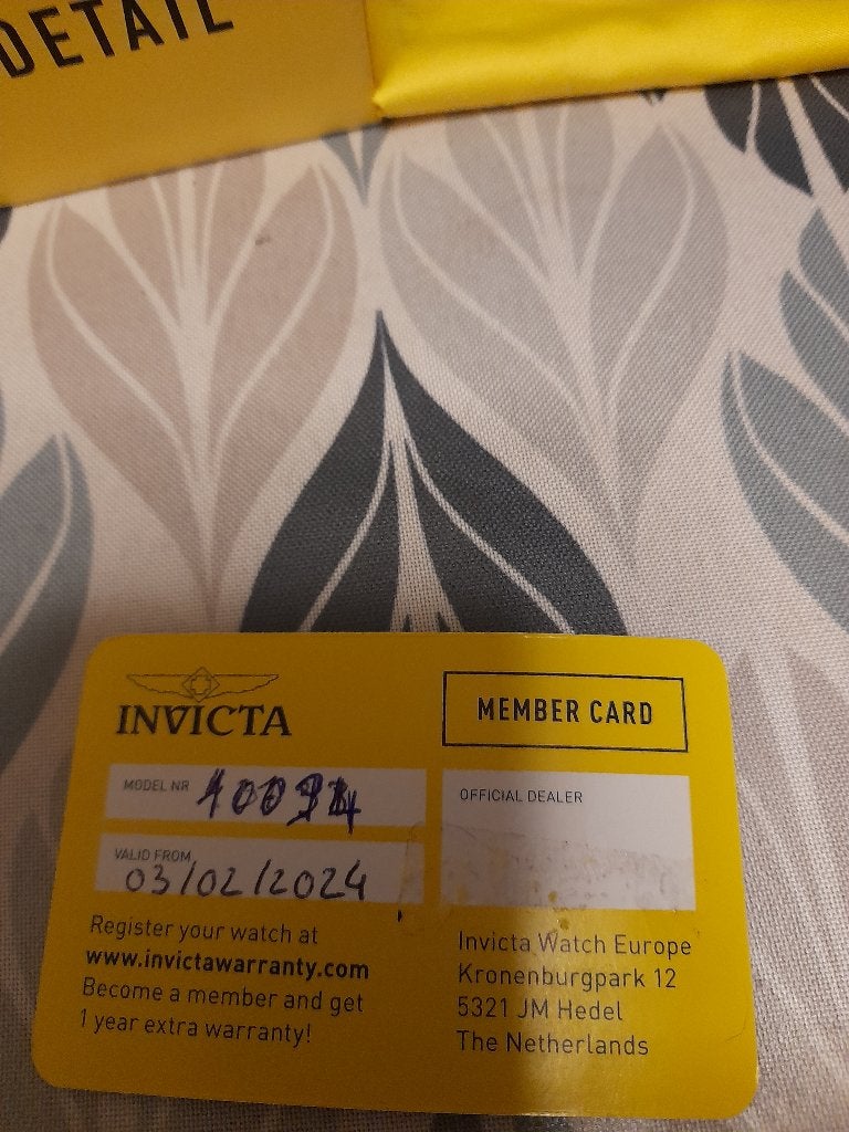 Invicta reserve herenhorloge, Handtassen en Accessoires, Leer, Staal, Polshorloge, Zo goed als nieuw