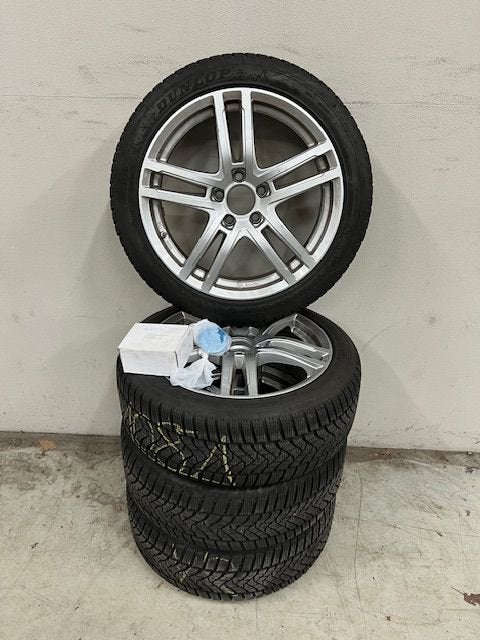 Winterset Mercedes A-Klasse Dunlop Winter 225/45 R18, Auto-onderdelen, Banden en Velgen, Ophalen, 18 inch, Gebruikt, -