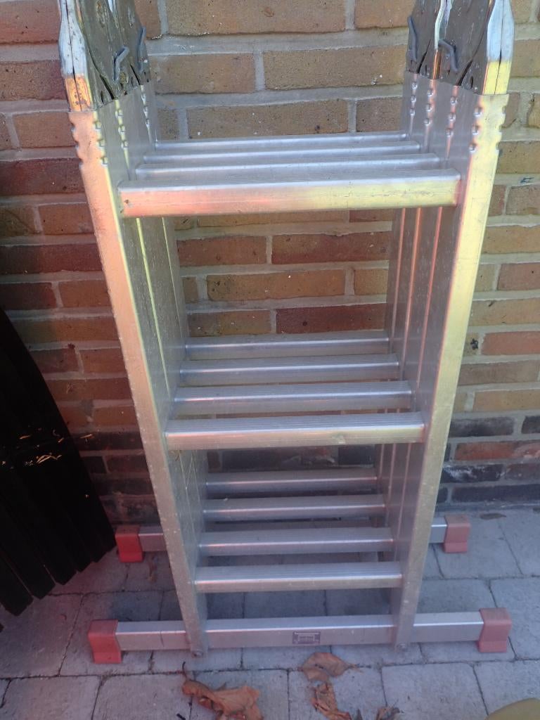 vouwladder 4 x 3 als nieuw, Doe-het-zelf en Bouw, Ophalen, Zo goed als nieuw, Ladder, Opvouwbaar of Inschuifbaar