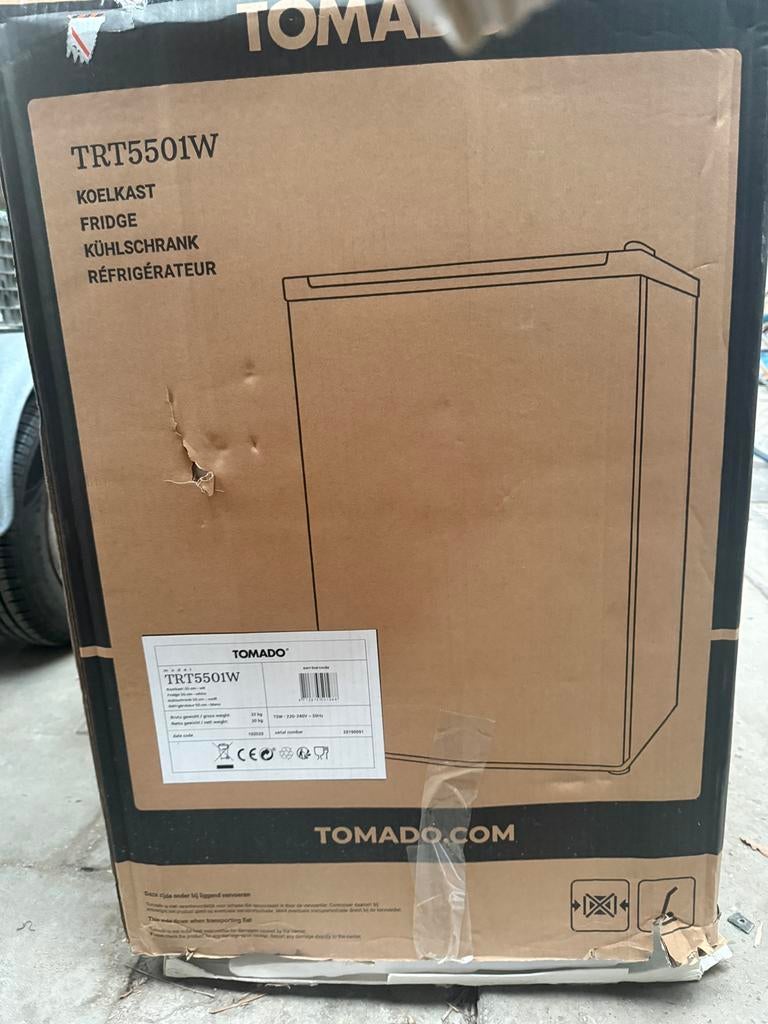 Réfrigérateur modèle de table Tomado, Neuf, Avec compartiment congélateur, 85 à 120 cm, Enlèvement