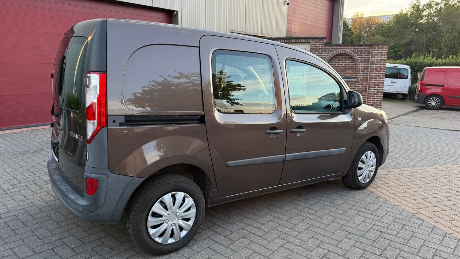 Renault Kangoo 3 zitter 88.000 km !, Autos, Euro 5, Achat, Entreprise, 3 places