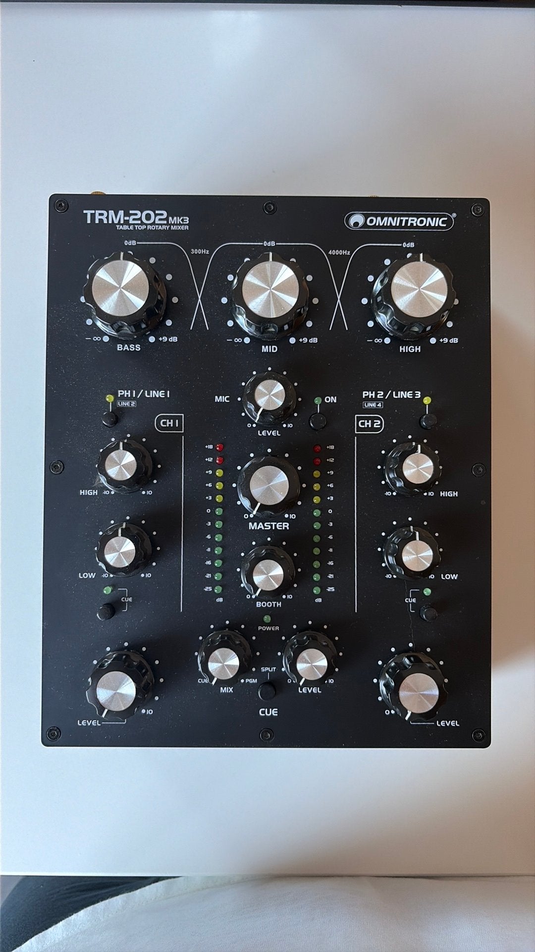 Omnitrinic TRM-202MK3 2 kanaals rotary mixer, Muziek en Instrumenten, Dj-sets en Draaitafels, Ophalen, Zo goed als nieuw