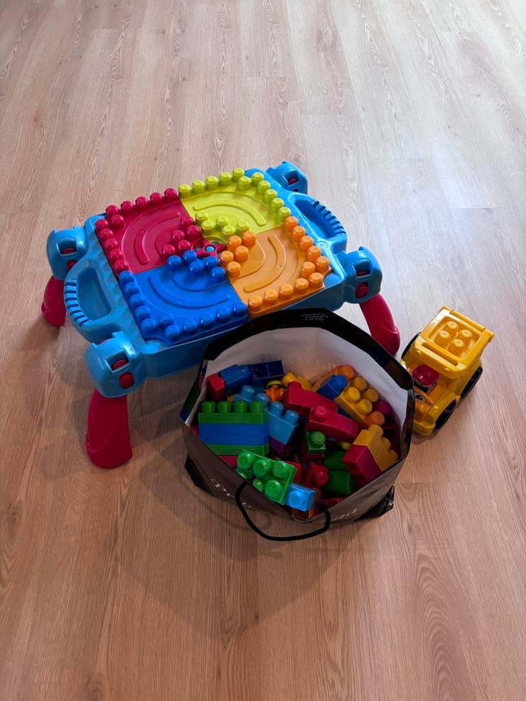 Mega Bloks - Leertafel en blokken, Ophalen, Gebruikt, Megabloks