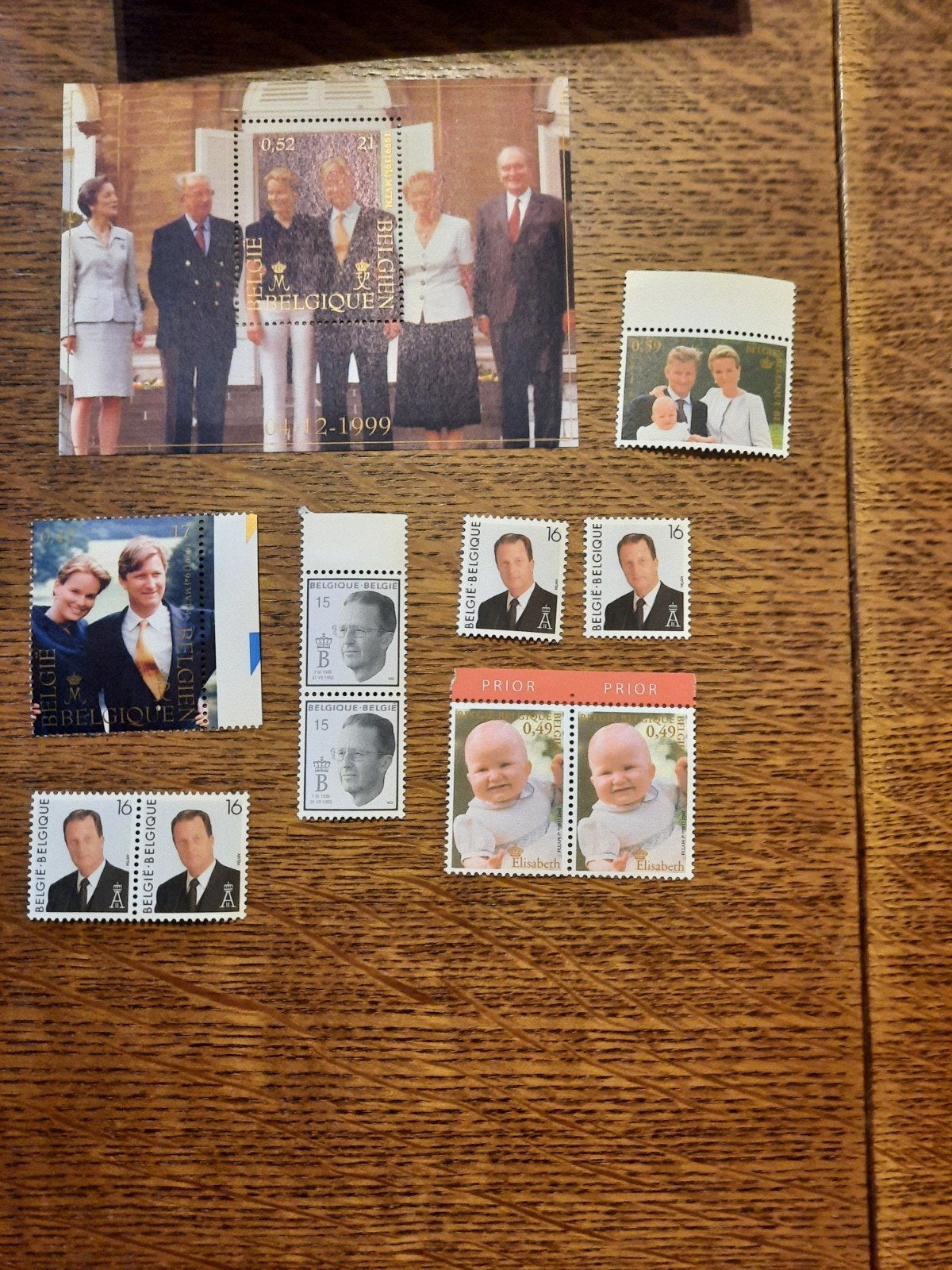 timbre de la famille royale, Timbres & Monnaies, Enlèvement ou Envoi