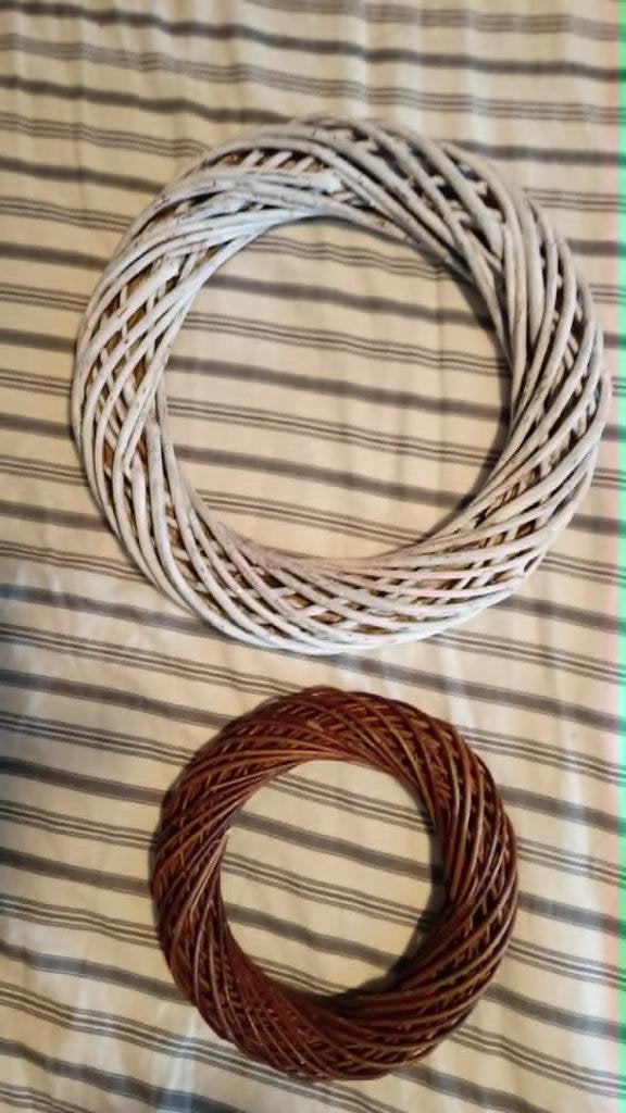 2 x krans rotan samen, Maison & Meubles, Accessoires pour la Maison | Couronnes, Enlèvement ou Envoi, Couronne, Rotin