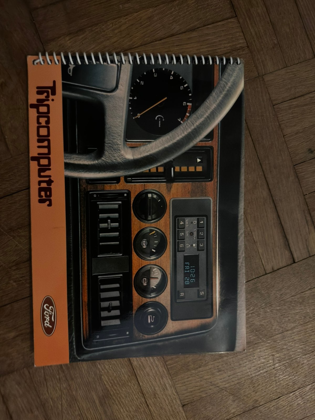 Oude Ford boeken/ manuals, Boeken, Ophalen, Zo goed als nieuw, Ford