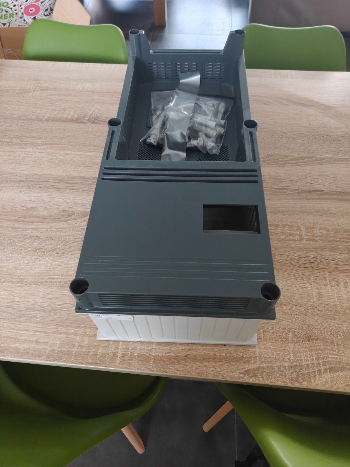 ABB Vynckier 25D60 – Opbouw meterkast – Fluvius conform – NI, Doe-het-zelf en Bouw, Elektriciteit en Kabels, Ophalen