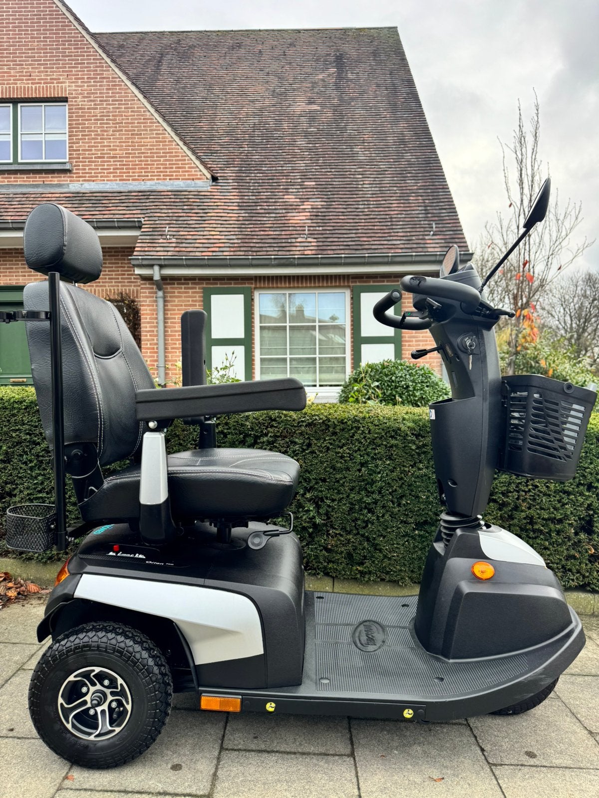 Showroom staat Scootmobiel Invacare orion pro Nieuwestaat, Diversen, Rolstoelen, Ophalen of Verzenden, Inklapbaar, Zo goed als nieuw