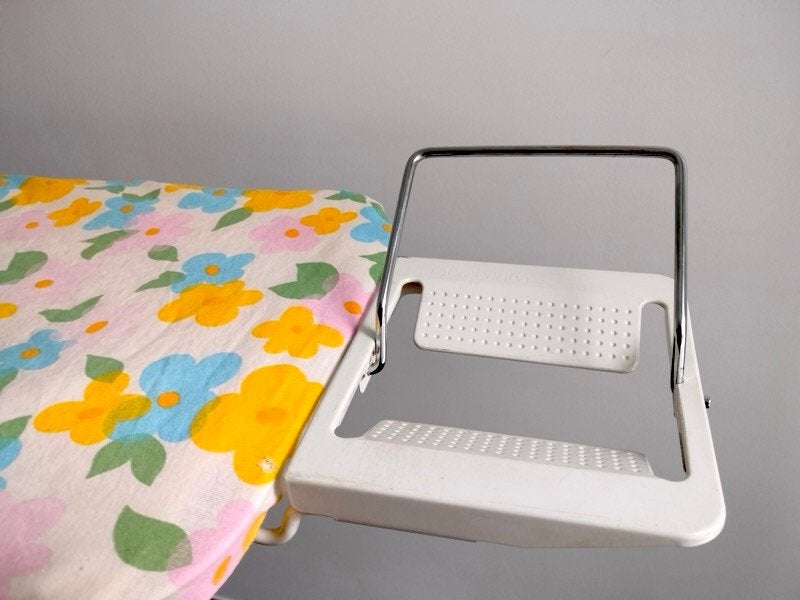 Brabantia planche à repasser (valeur 90euros) + housse retro, Enlèvement, Utilisé