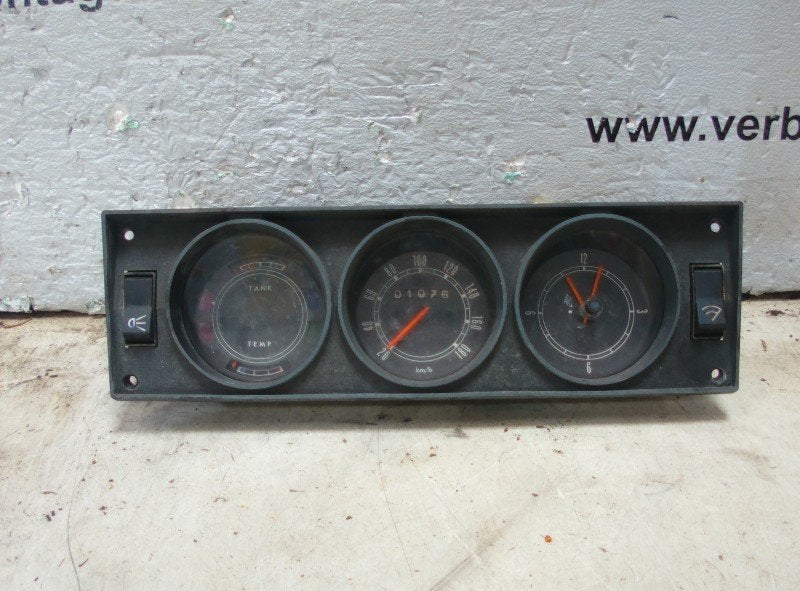 COCKPIT Ford Taunus (01-1970/02-1976), Gebruikt, Henry-Ford-Straße  1
50735  Köln, DE, Ford-Werke GmbH, Kunden@ford.com