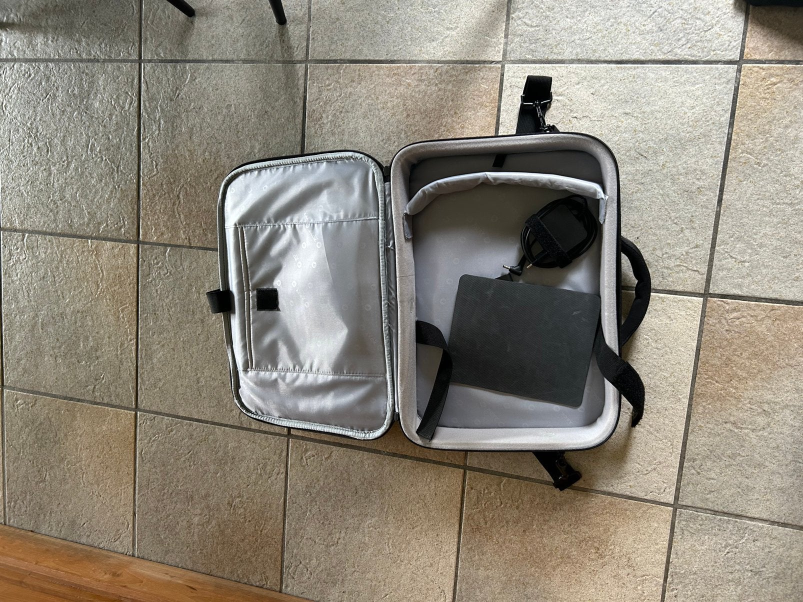 Laptoptas, Motoren, Ophalen, Zo goed als nieuw