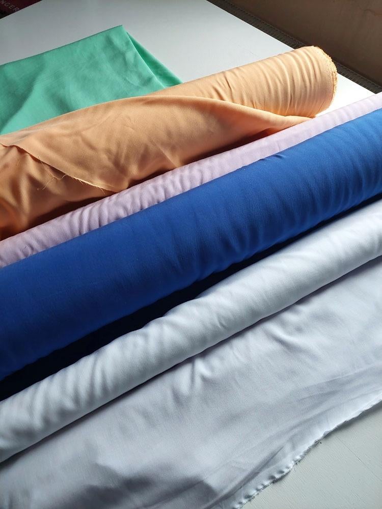 3 meter geweven viscose stof van 1 kleur, Hobby en Vrije tijd, Stoffen en Lappen, Nieuw, Overige materialen, 120 cm of meer, 200 cm of meer