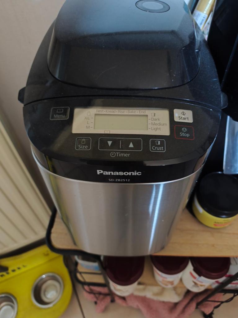 Broodbakmachine, Enlèvement