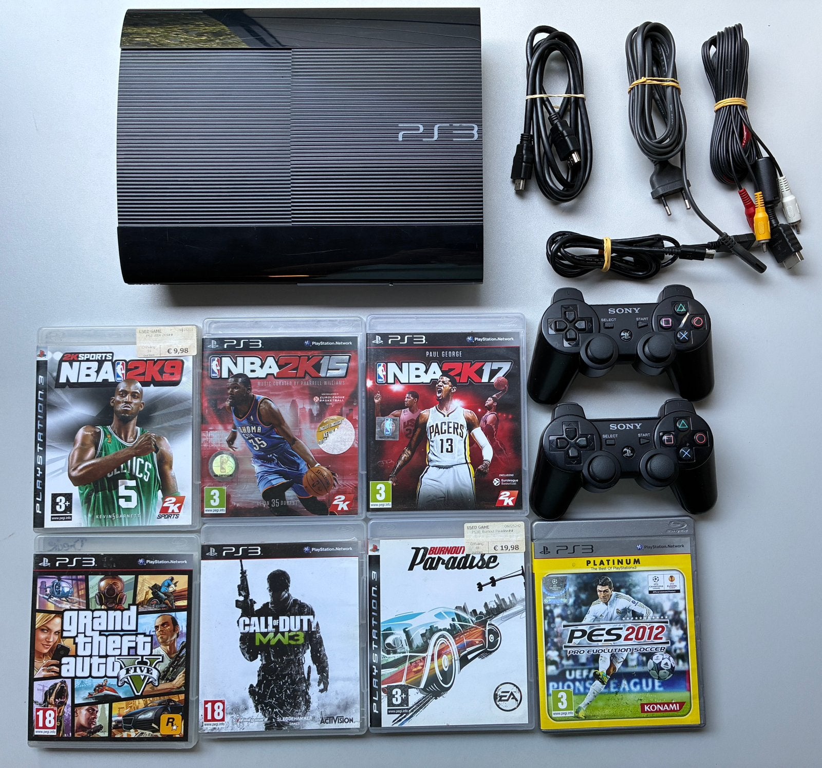 PlayStation 3 Super Slim met 2 controllers en 6 games, Games en Spelcomputers, Verzenden, Zo goed als nieuw, Met 2 controllers