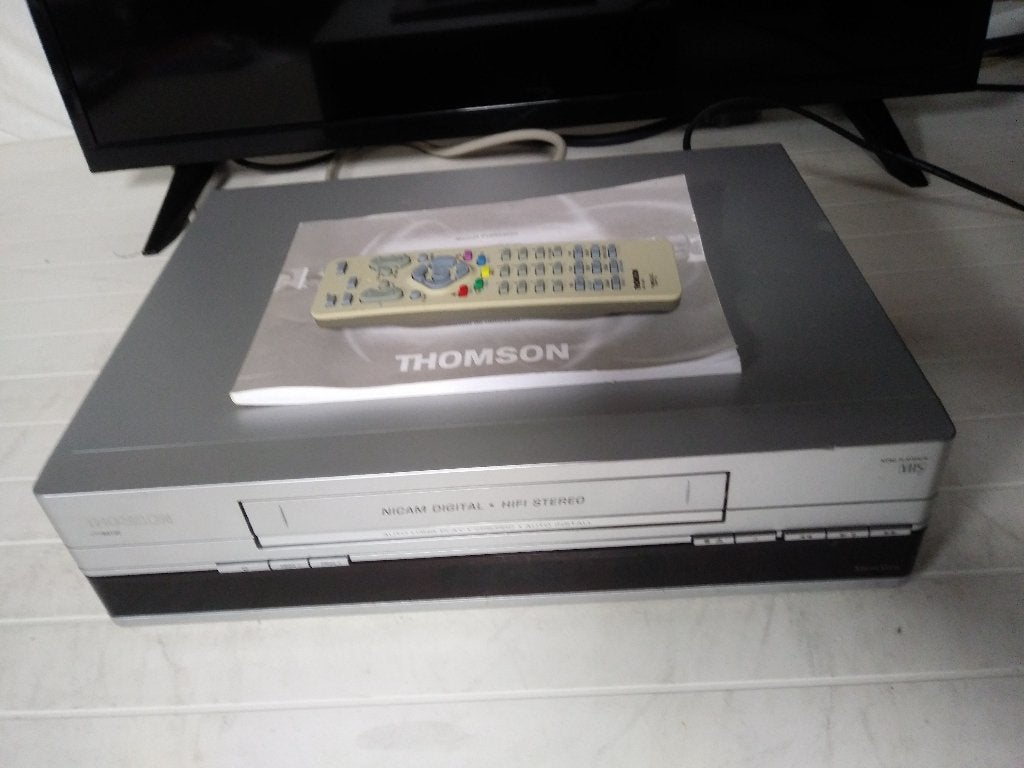 Thomson VTH-6410E HiFi stereo videorecorder, made by LG, Audio, Tv en Foto, Videospelers, Ophalen of Verzenden, Zo goed als nieuw