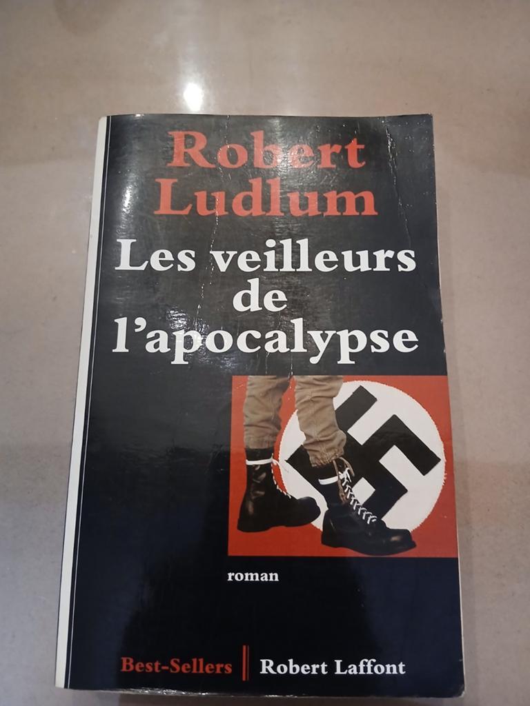 Apocalyps-kijkers. Robert Ludlum., Boeken, Ophalen of Verzenden, Algemeen
