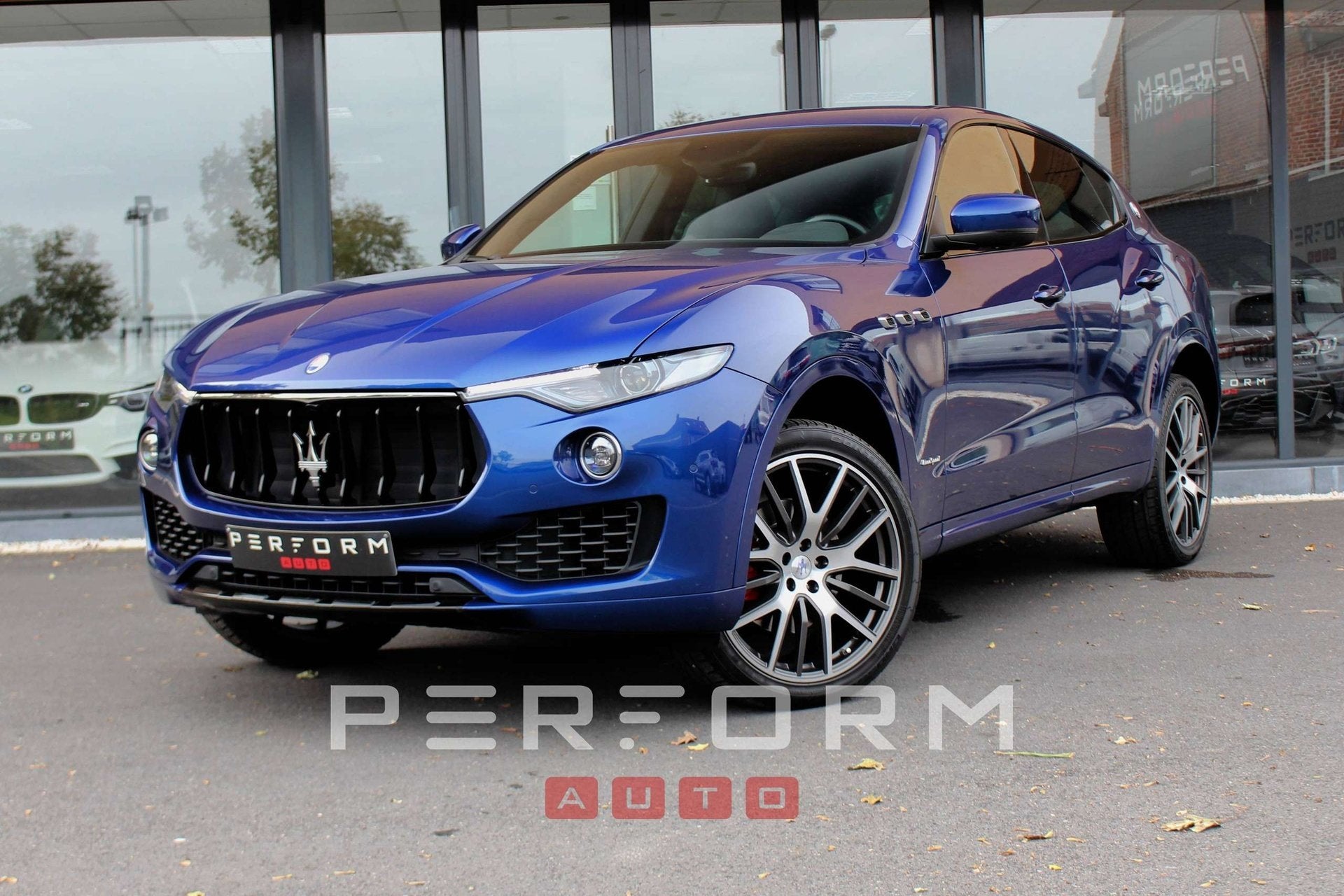 Maserati Levante 3.0 V6 Q4*GRANSPORT*350PK*LICHTE VRACHT 2-Z, Auto's, Automaat, Dealer onderhouden, Gebruikt, Bedrijf