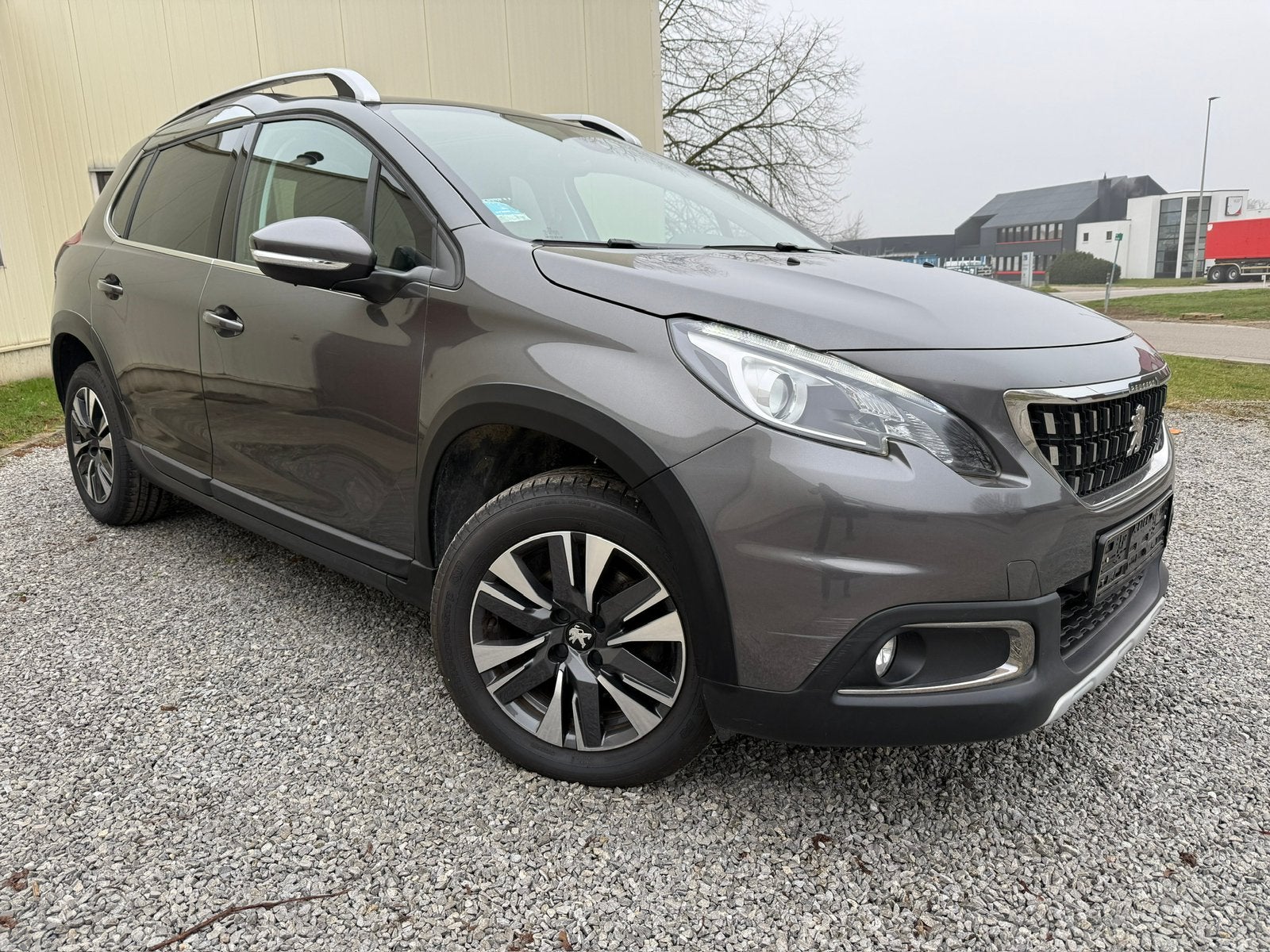 Peugeot 2008 Allure 1.2i 130pk 2019 96000km Marchand/Export, 1197 cm³, Argent ou Gris, Achat, Euro 6